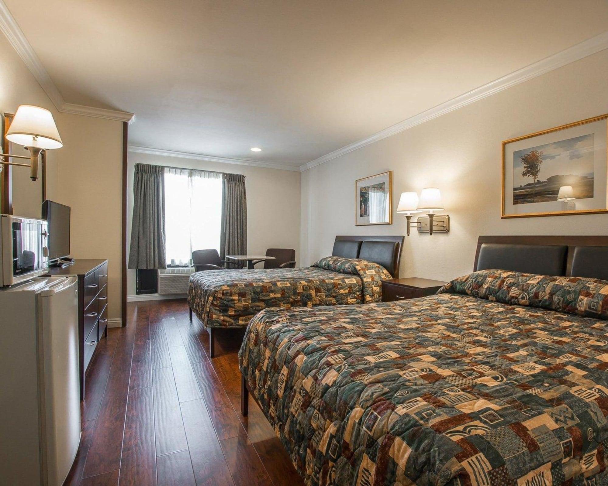 Rodeway Inn Riverside Kültér fotó